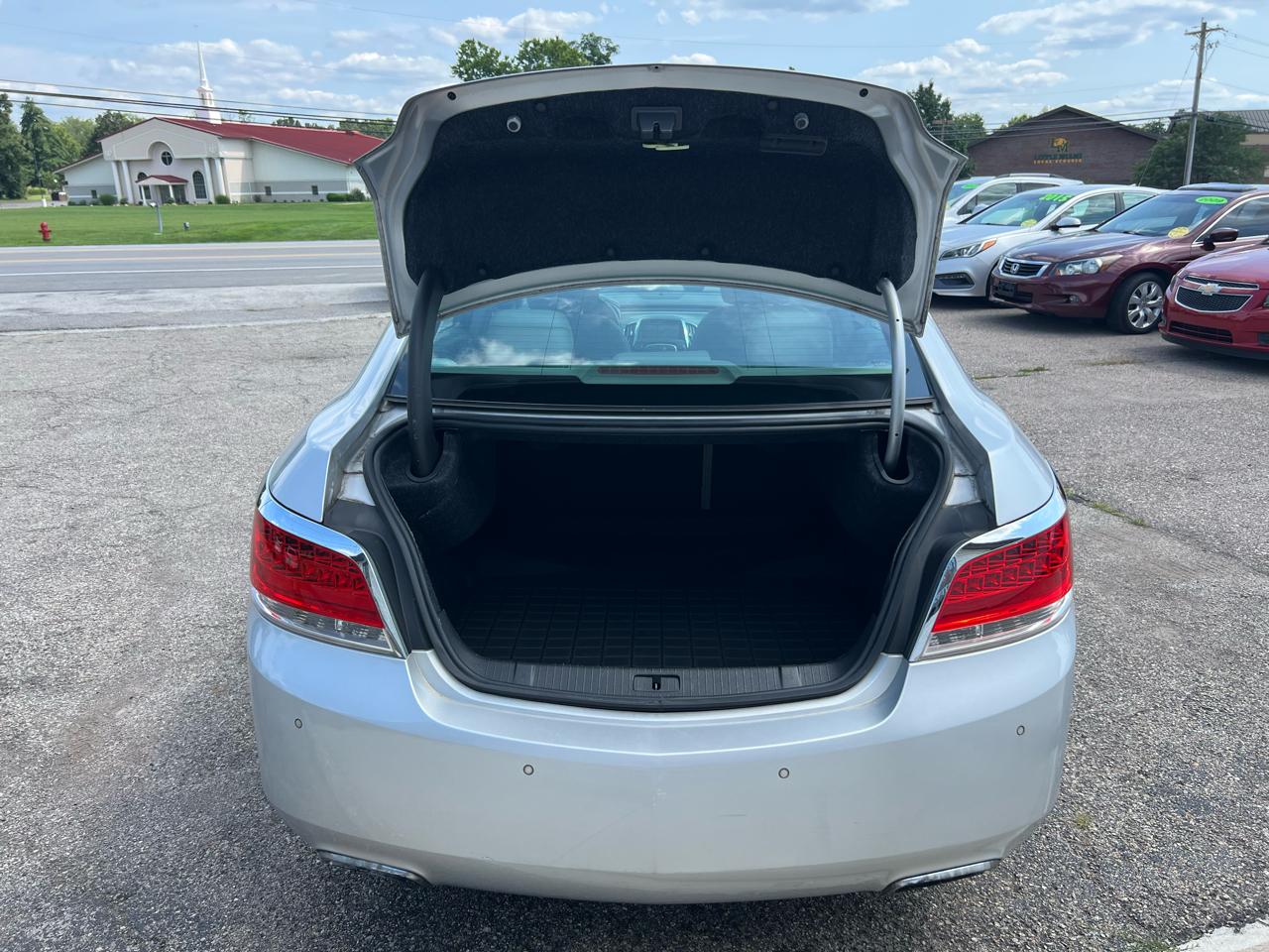 Buick LaCrosse Touring 2012