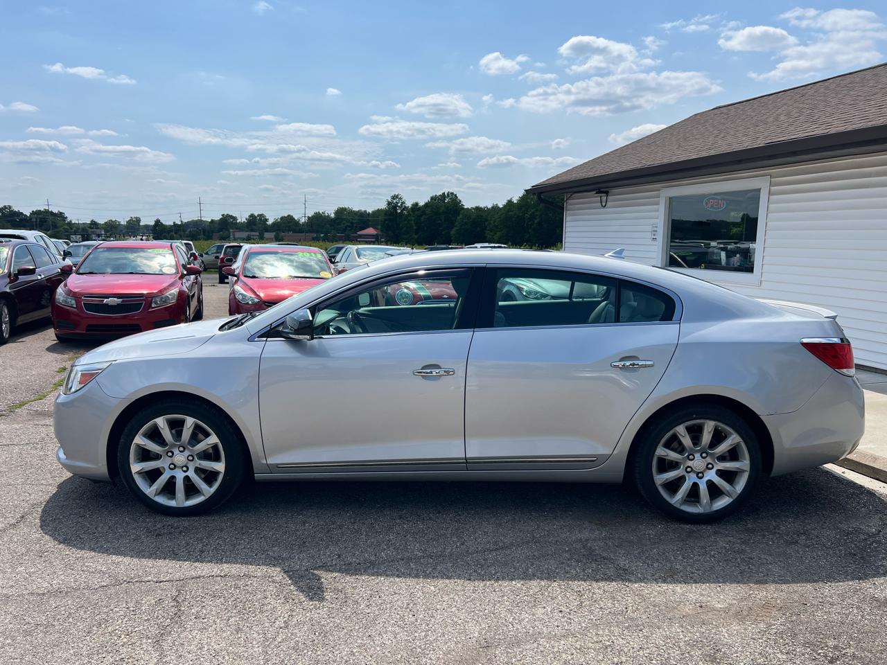 Buick LaCrosse Touring 2012