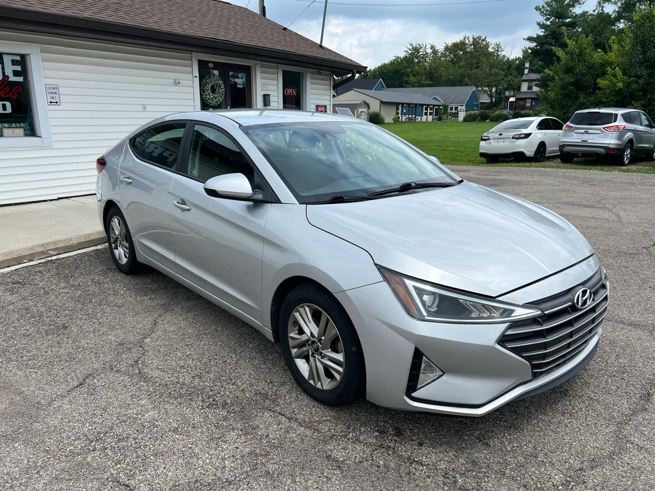 Hyundai Elantra Limited 2019