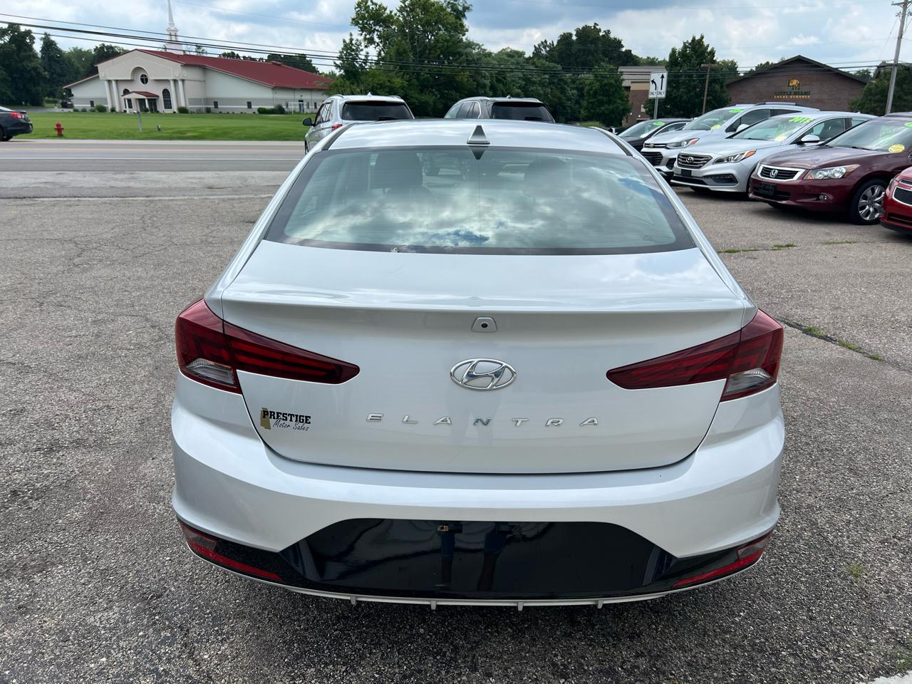 Hyundai Elantra Limited 2019