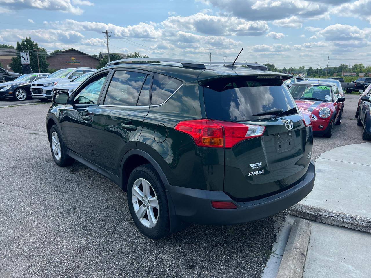 Toyota RAV4 XLE AWD 2013