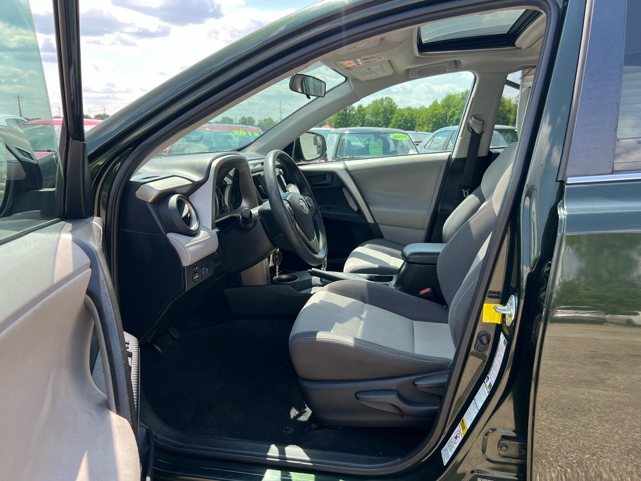 Toyota RAV4 XLE AWD 2013