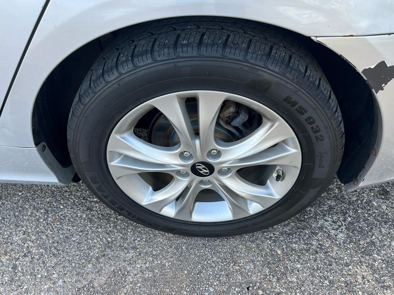Hyundai Sonata Limited Auto 2011