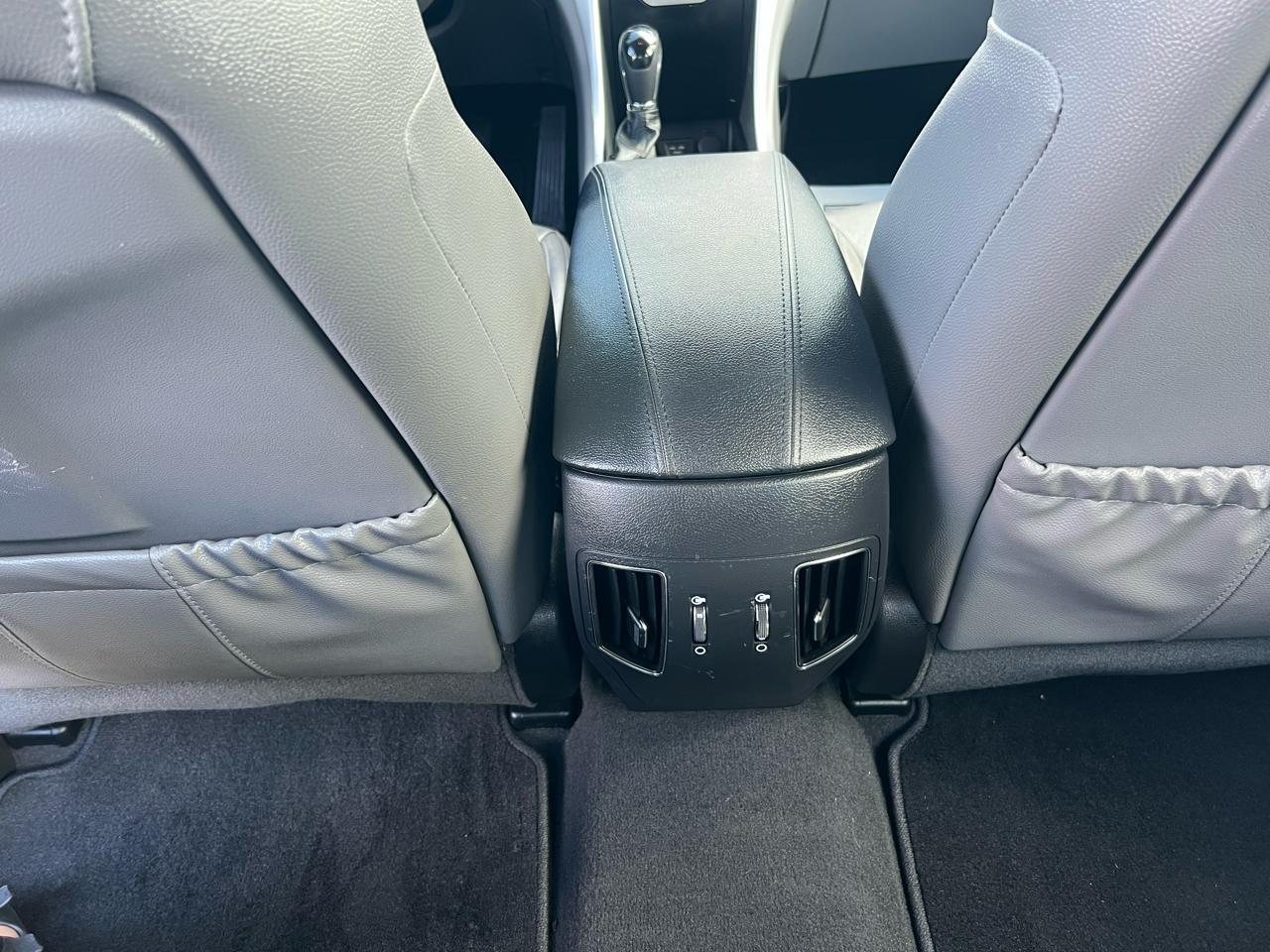 Hyundai Sonata Limited Auto 2011