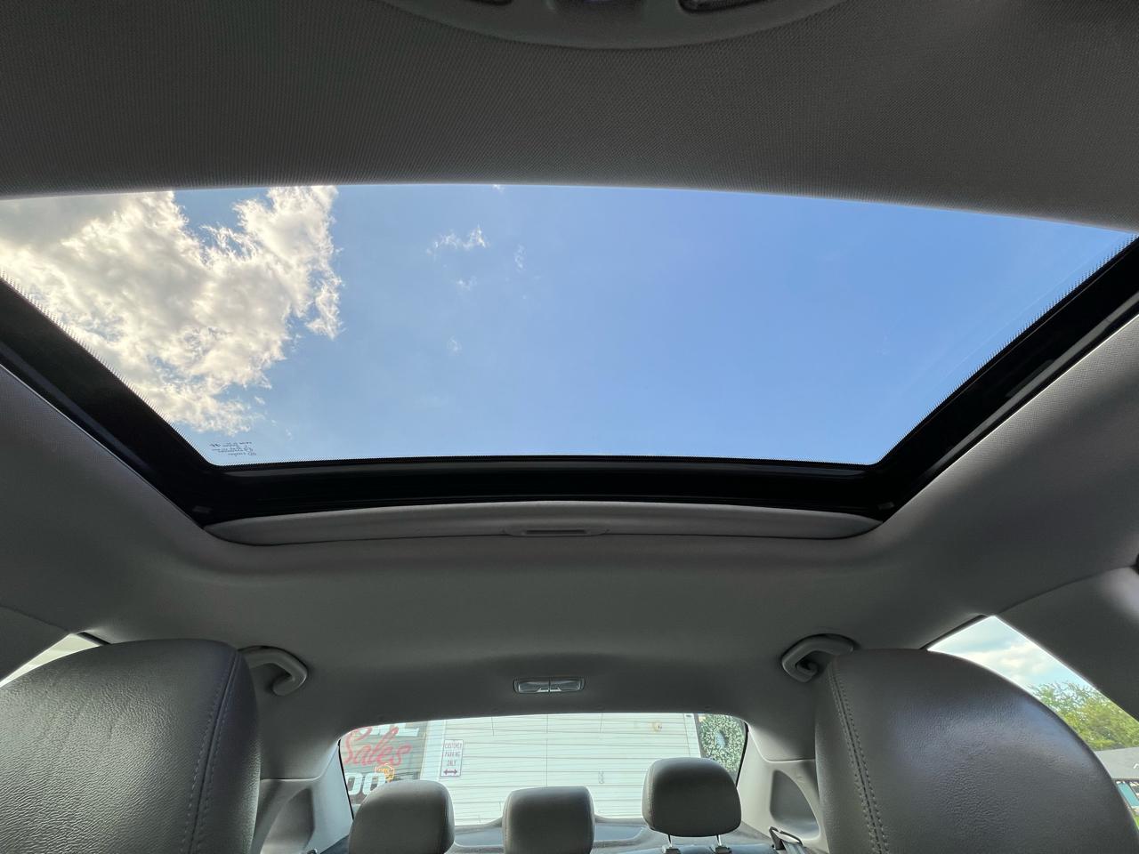 Hyundai Sonata Limited Auto 2011