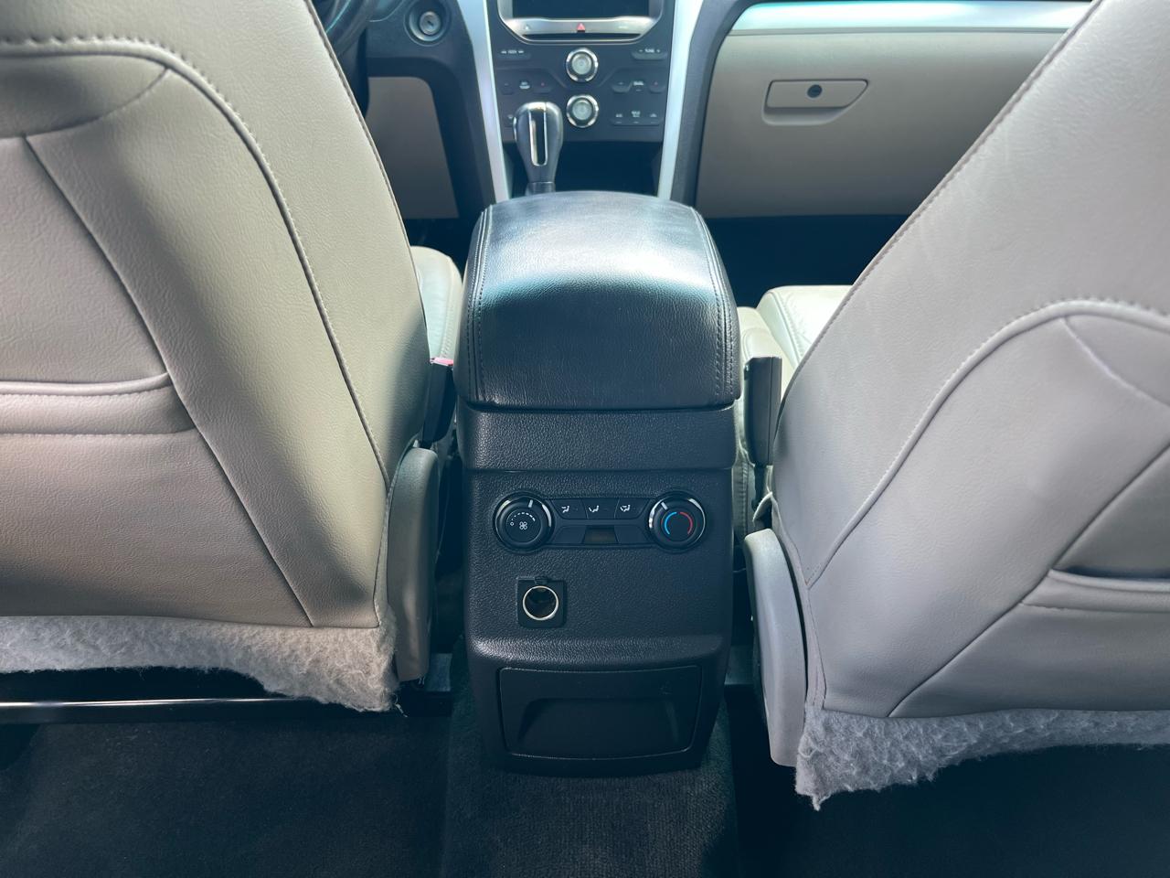 Ford Explorer XLT 4WD 2014