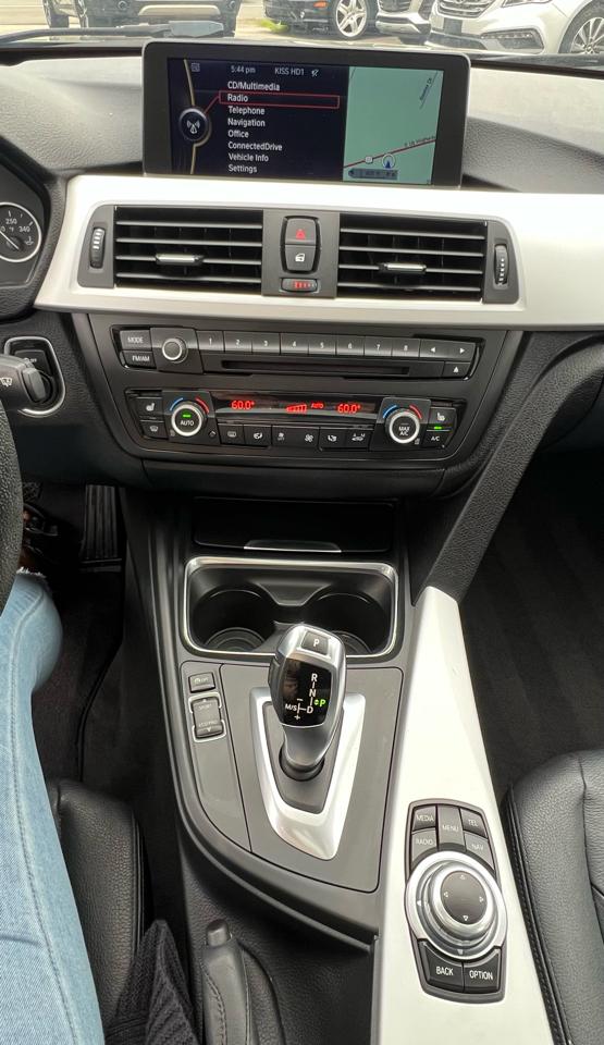BMW 3-Series 328i xDrive Sedan 2013