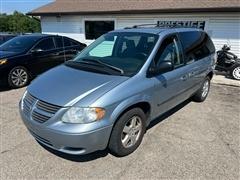2005 Dodge Caravan 