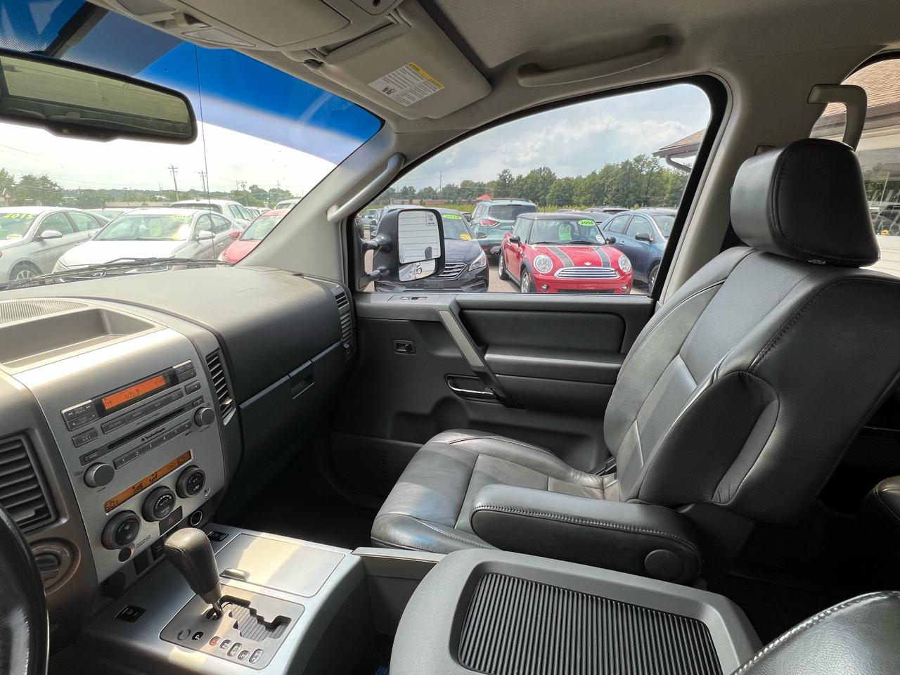Nissan Titan LE Crew Cab 4WD 2006