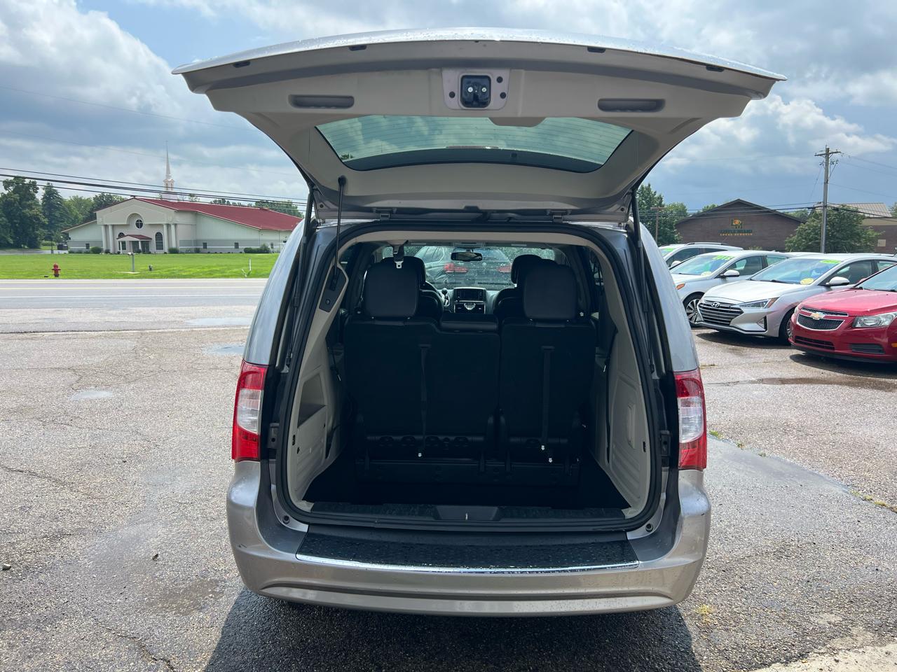 Chrysler Town & Country Touring 2014