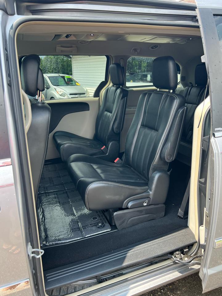 Chrysler Town & Country Touring 2014