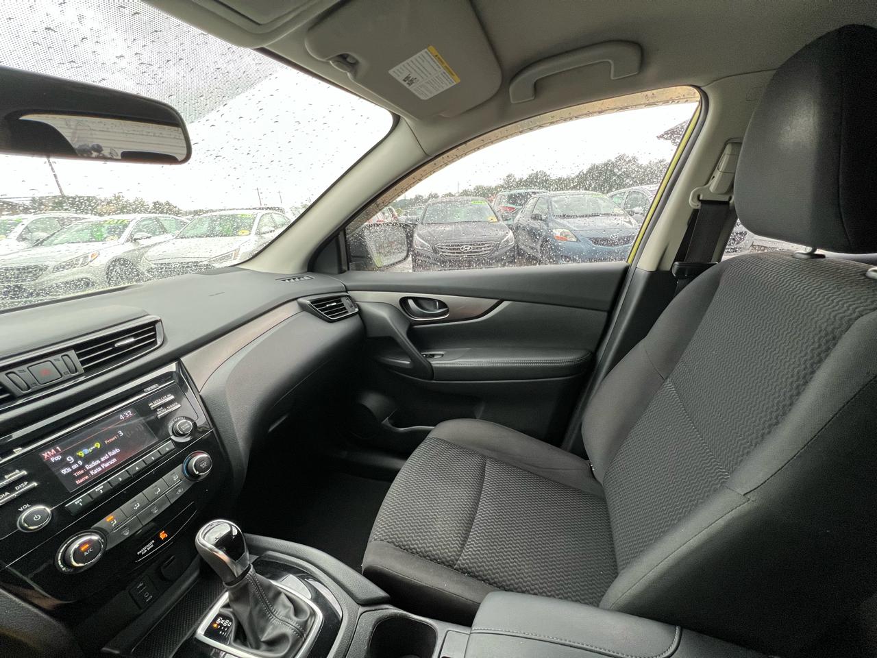 Nissan Rogue Sport S AWD 2017