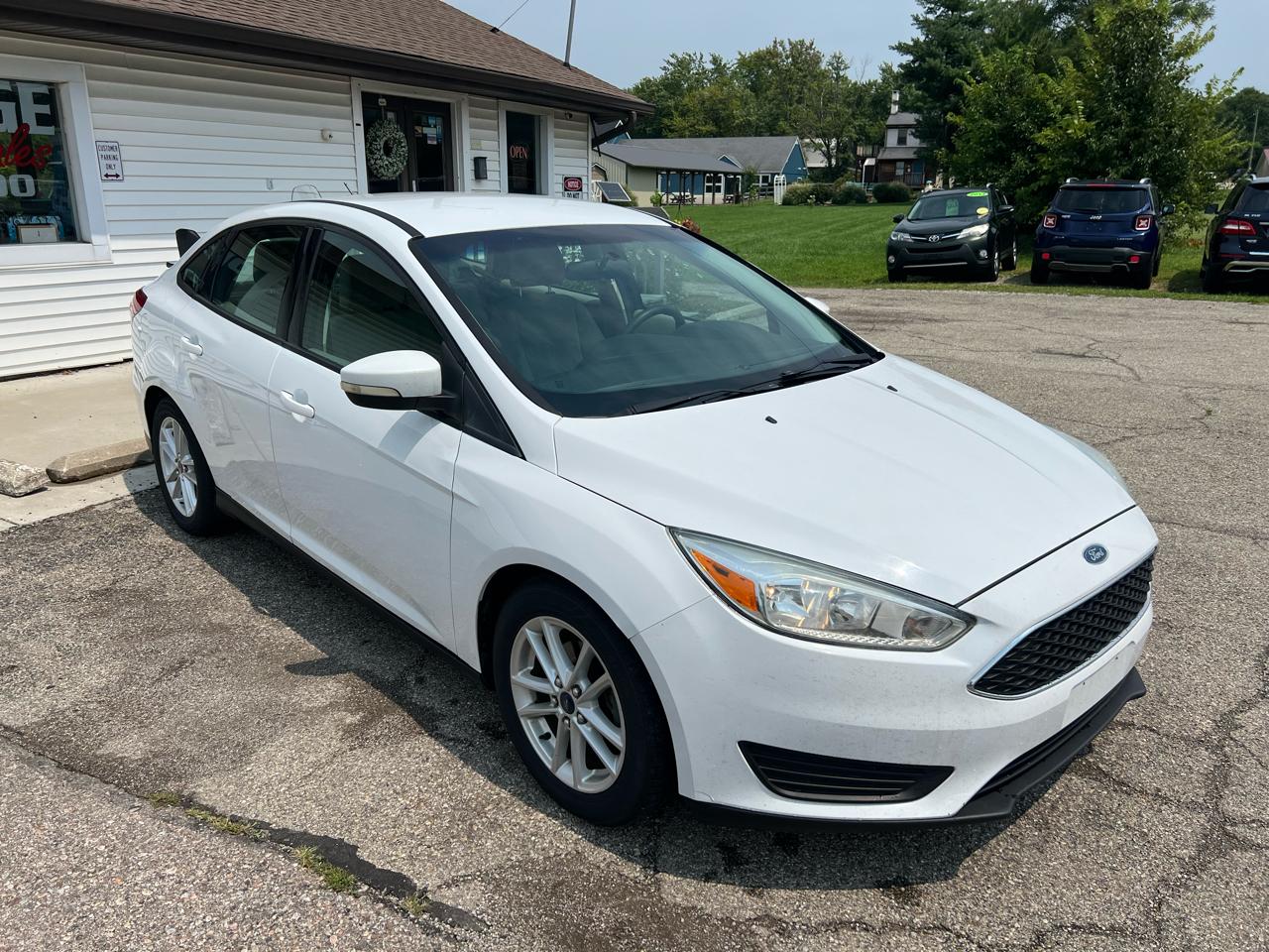 Ford Focus SE Sedan 2016