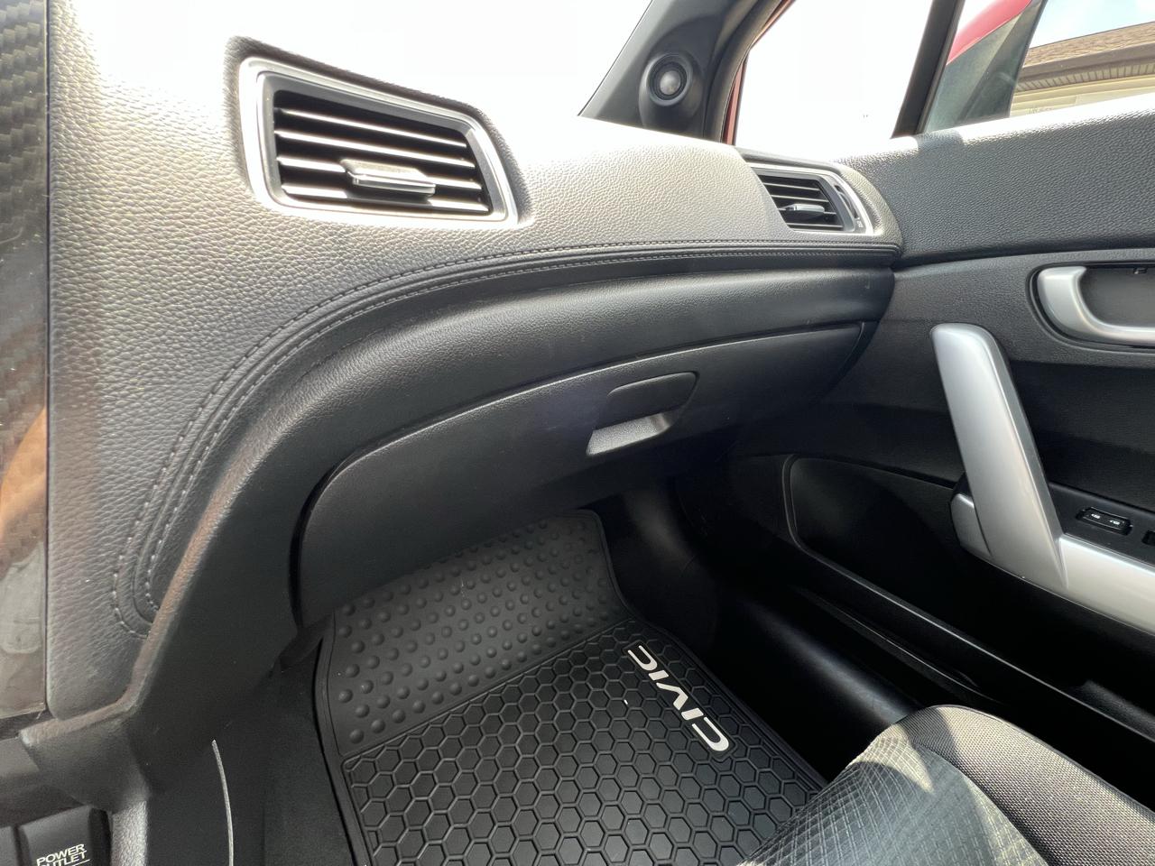 Honda Civic Si Coupe 6-Speed MT 2013