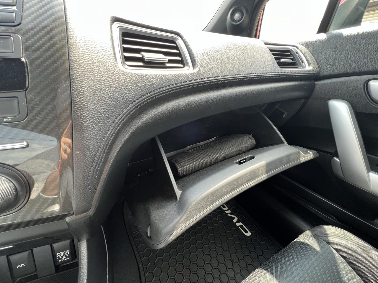 Honda Civic Si Coupe 6-Speed MT 2013