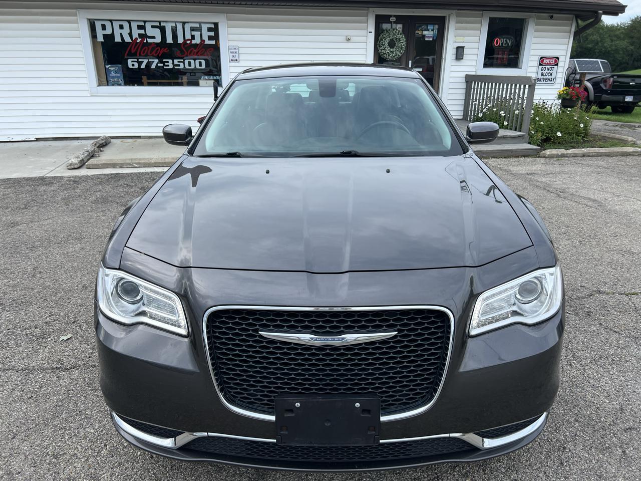 Chrysler 300 Limited RWD 2015