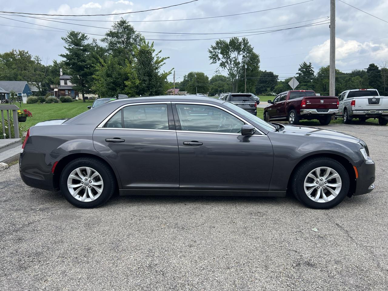 Chrysler 300 Limited RWD 2015