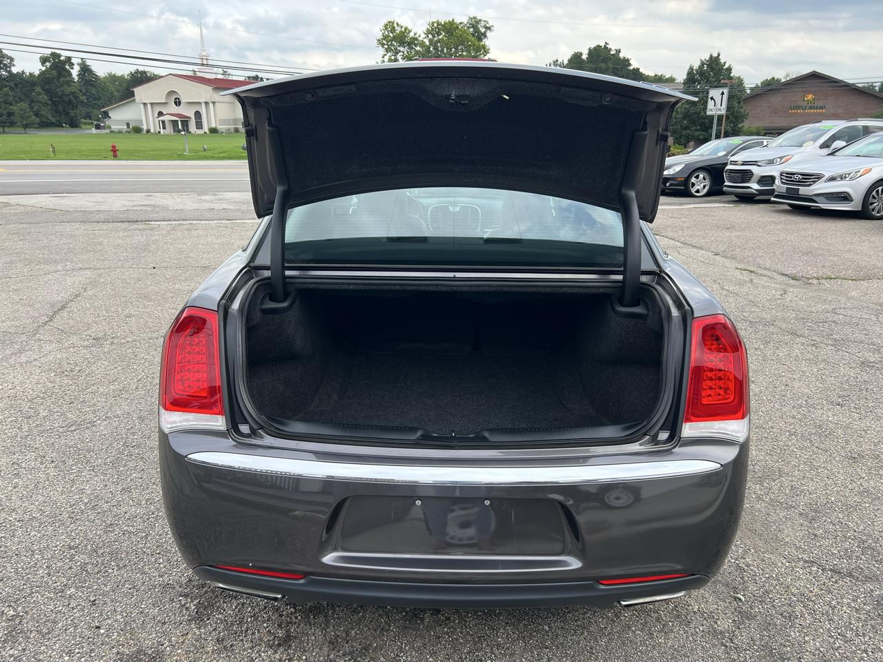 Chrysler 300 Limited RWD 2015