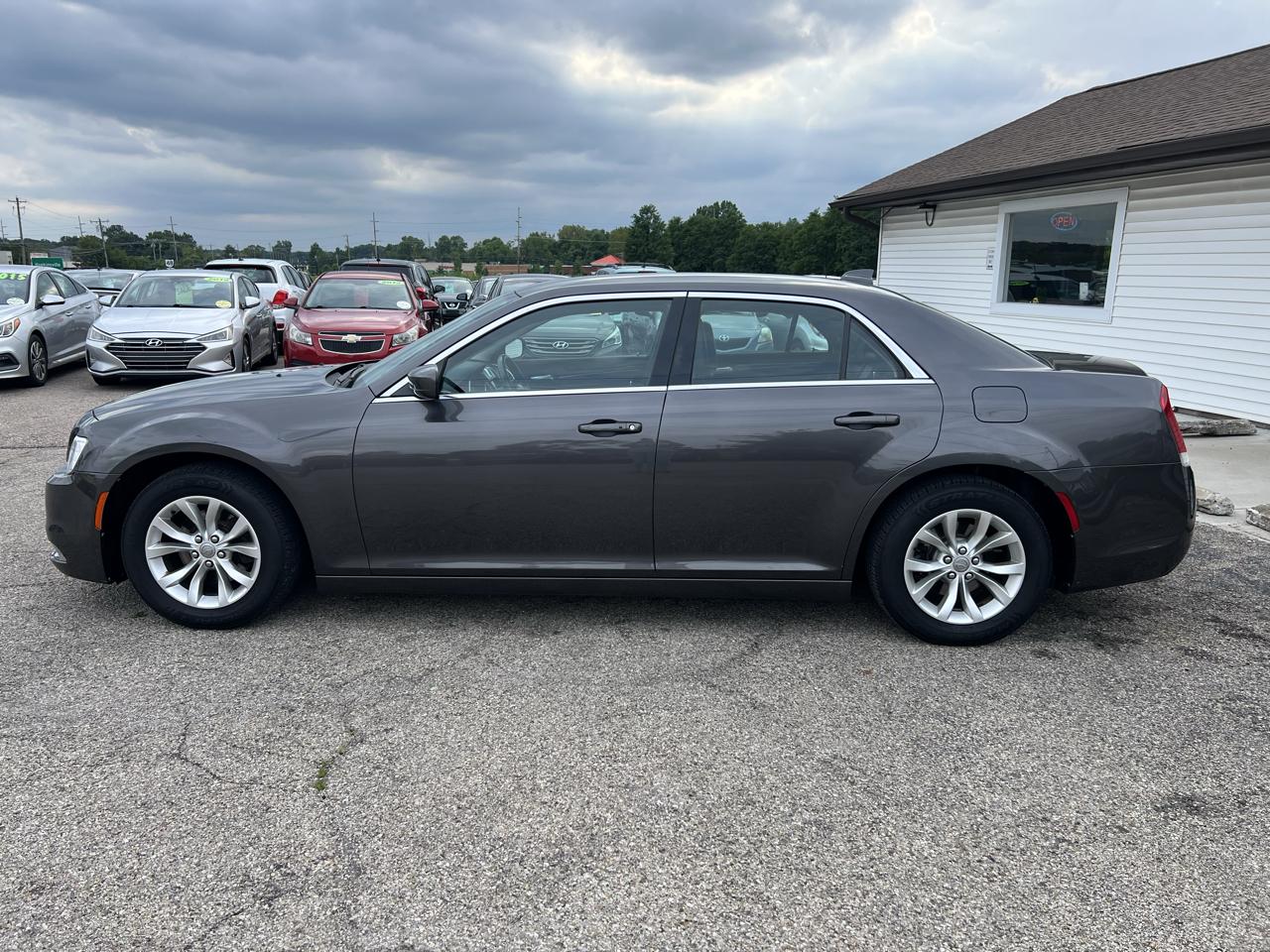 Chrysler 300 Limited RWD 2015