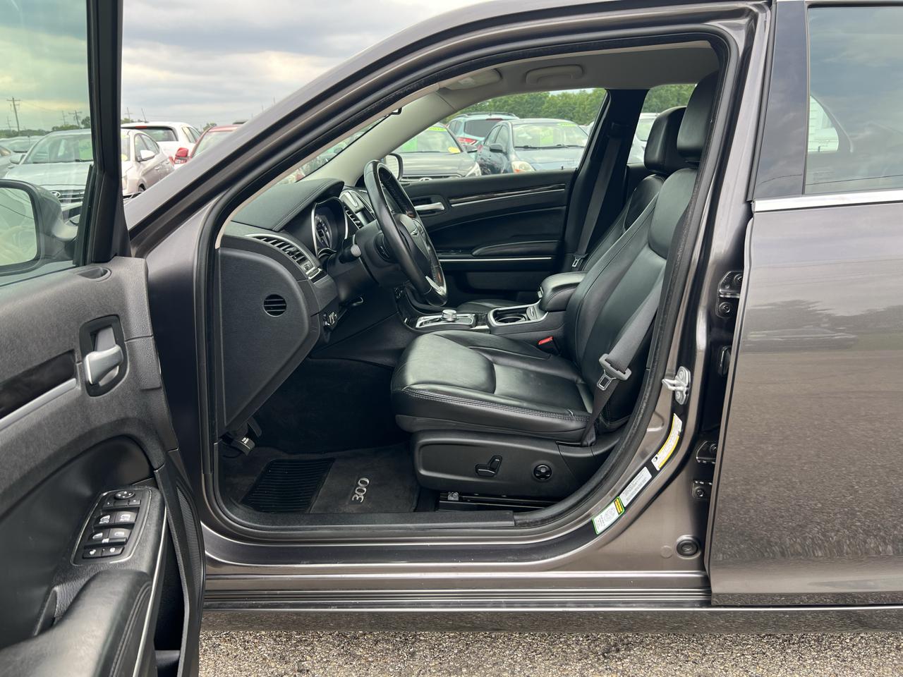 Chrysler 300 Limited RWD 2015