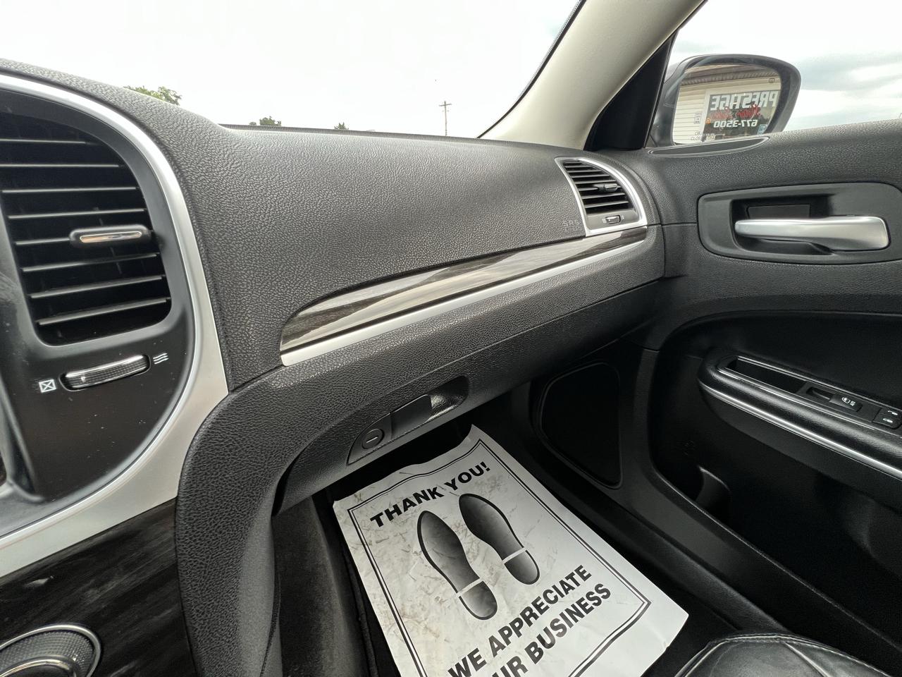 Chrysler 300 Limited RWD 2015