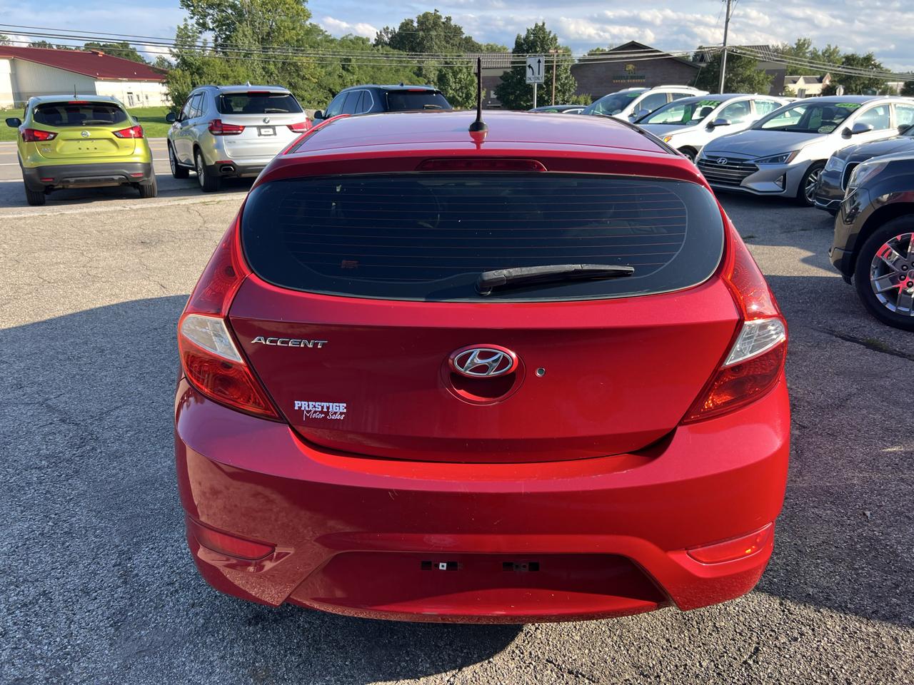 Hyundai Accent GS 5-Door 2013