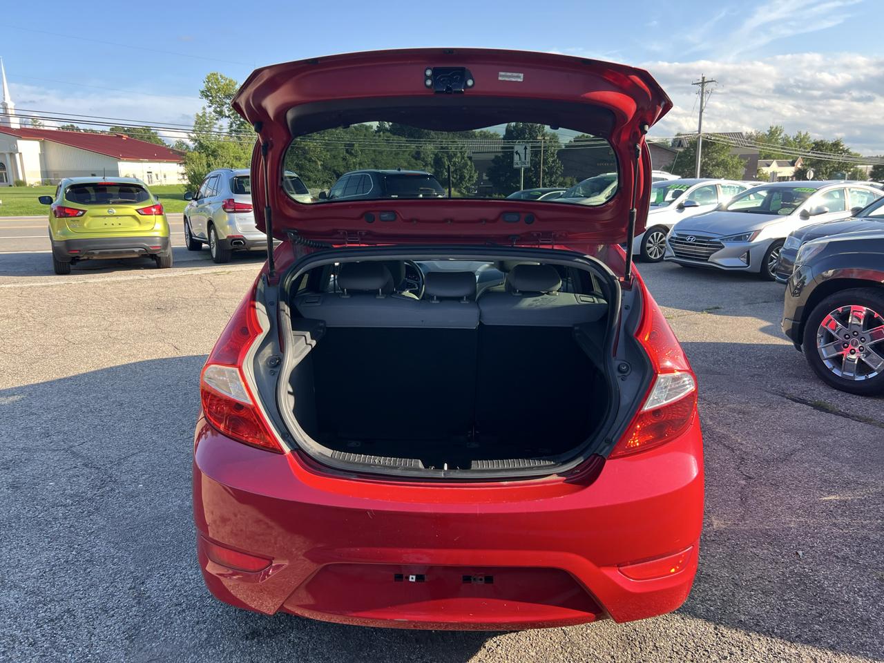 Hyundai Accent GS 5-Door 2013