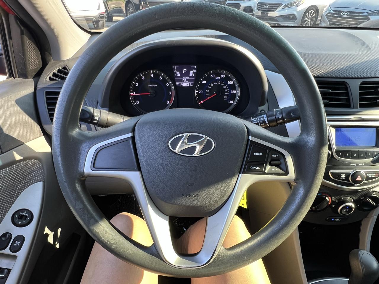 Hyundai Accent GS 5-Door 2013