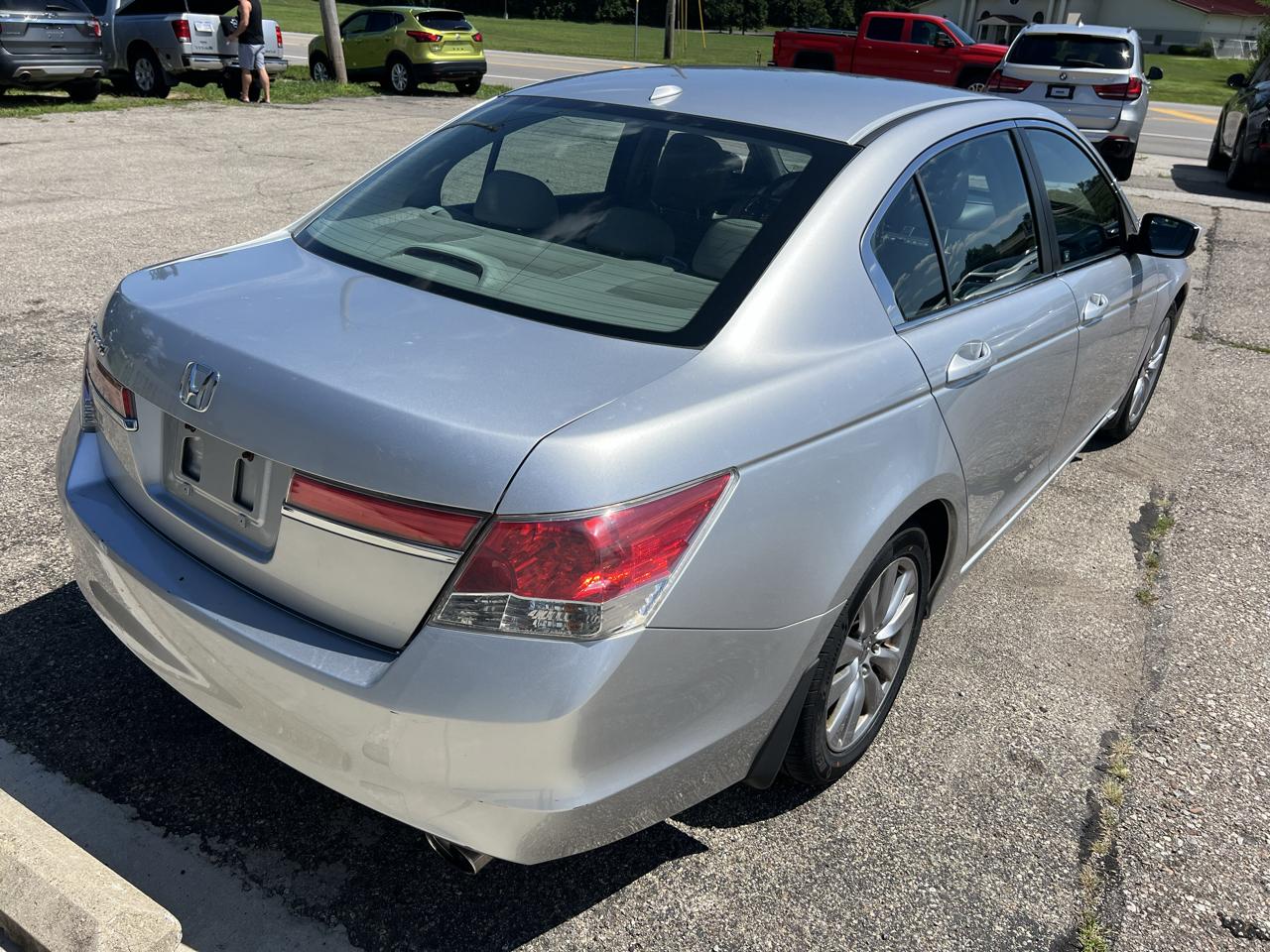 Honda Accord EX-L Sedan AT 2012