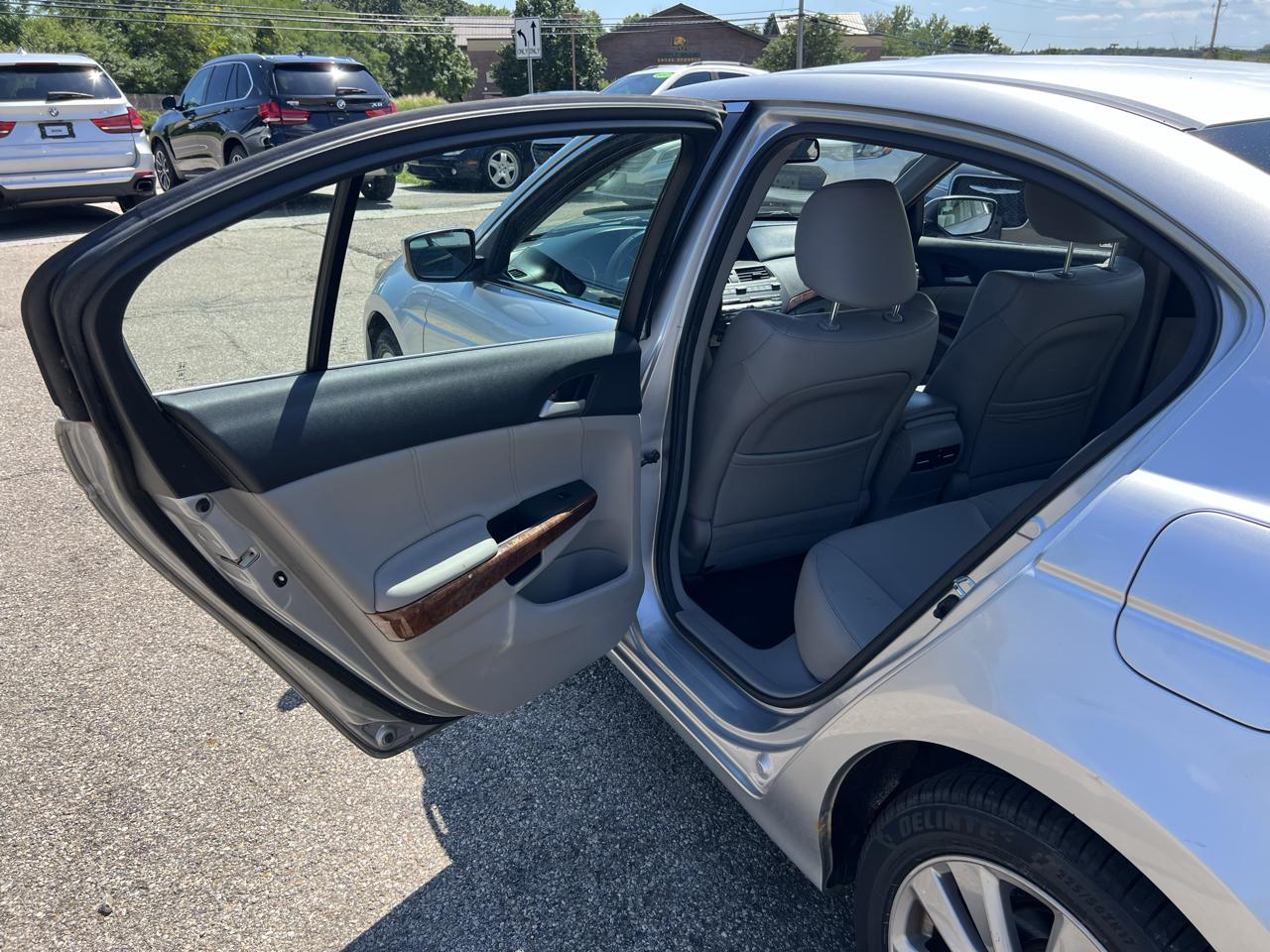 Honda Accord EX-L Sedan AT 2012