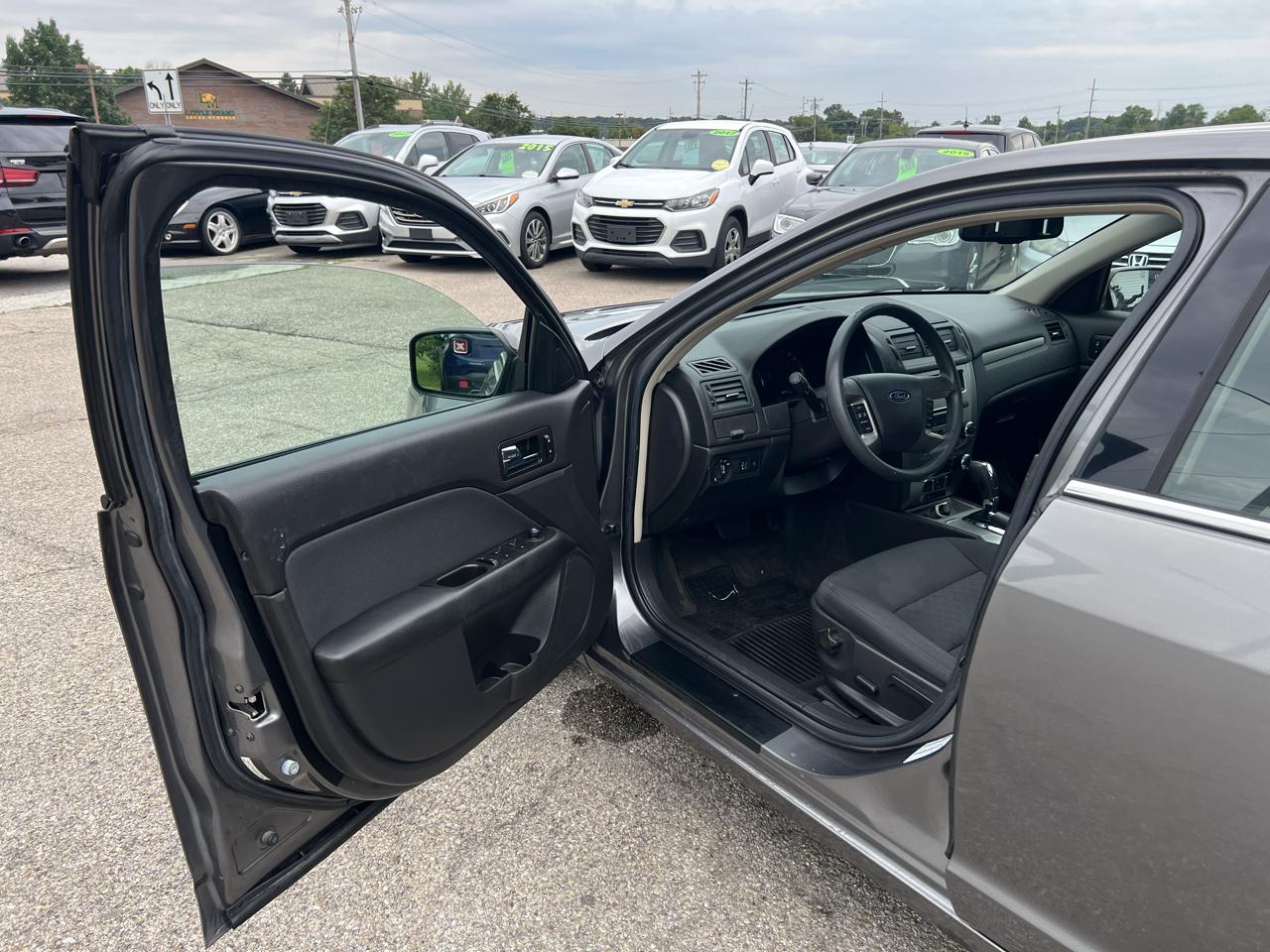 Ford Fusion SE 2010