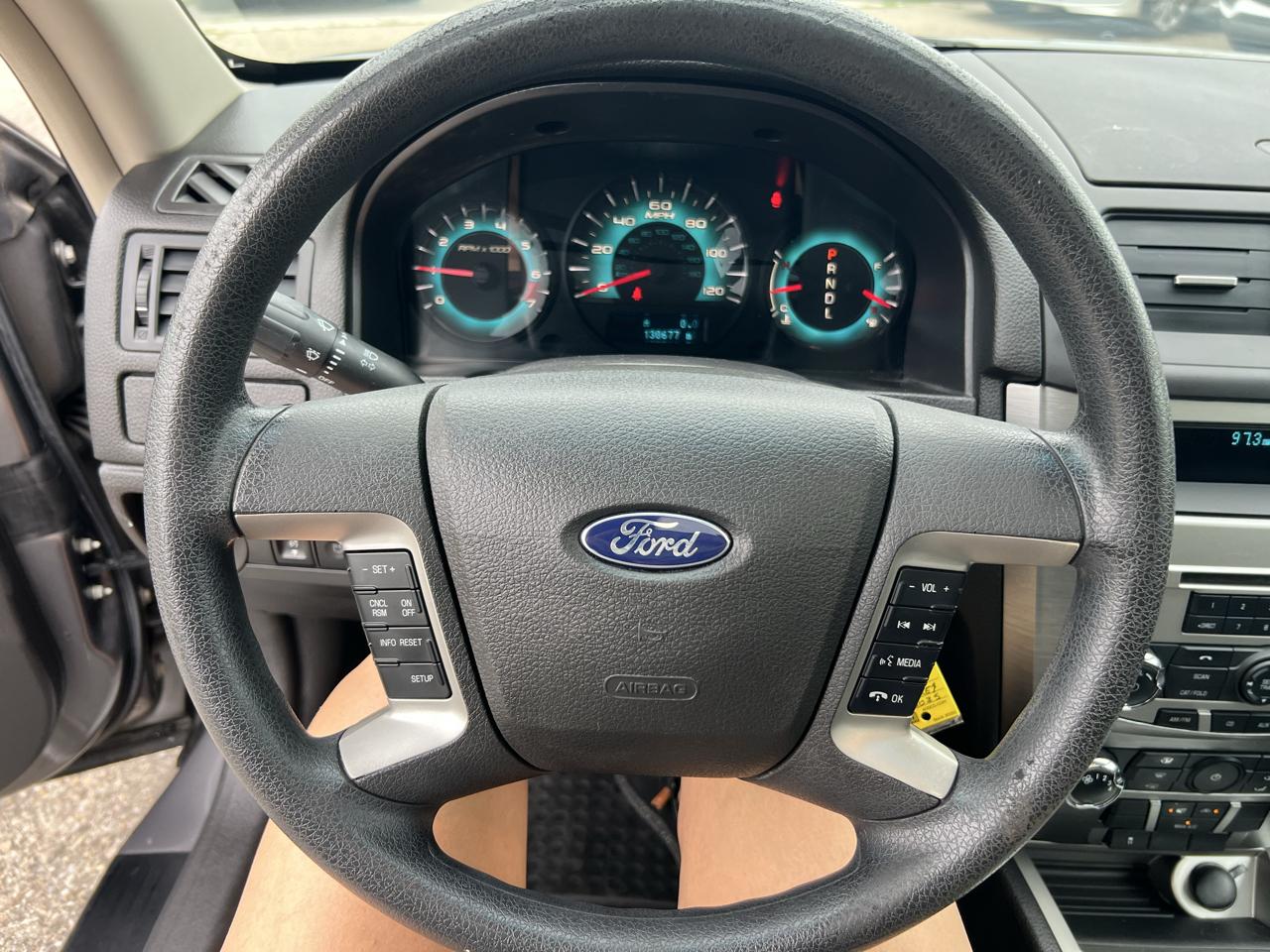 Ford Fusion SE 2010