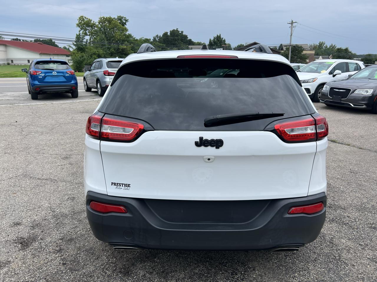 Jeep Cherokee Latitude FWD 2016