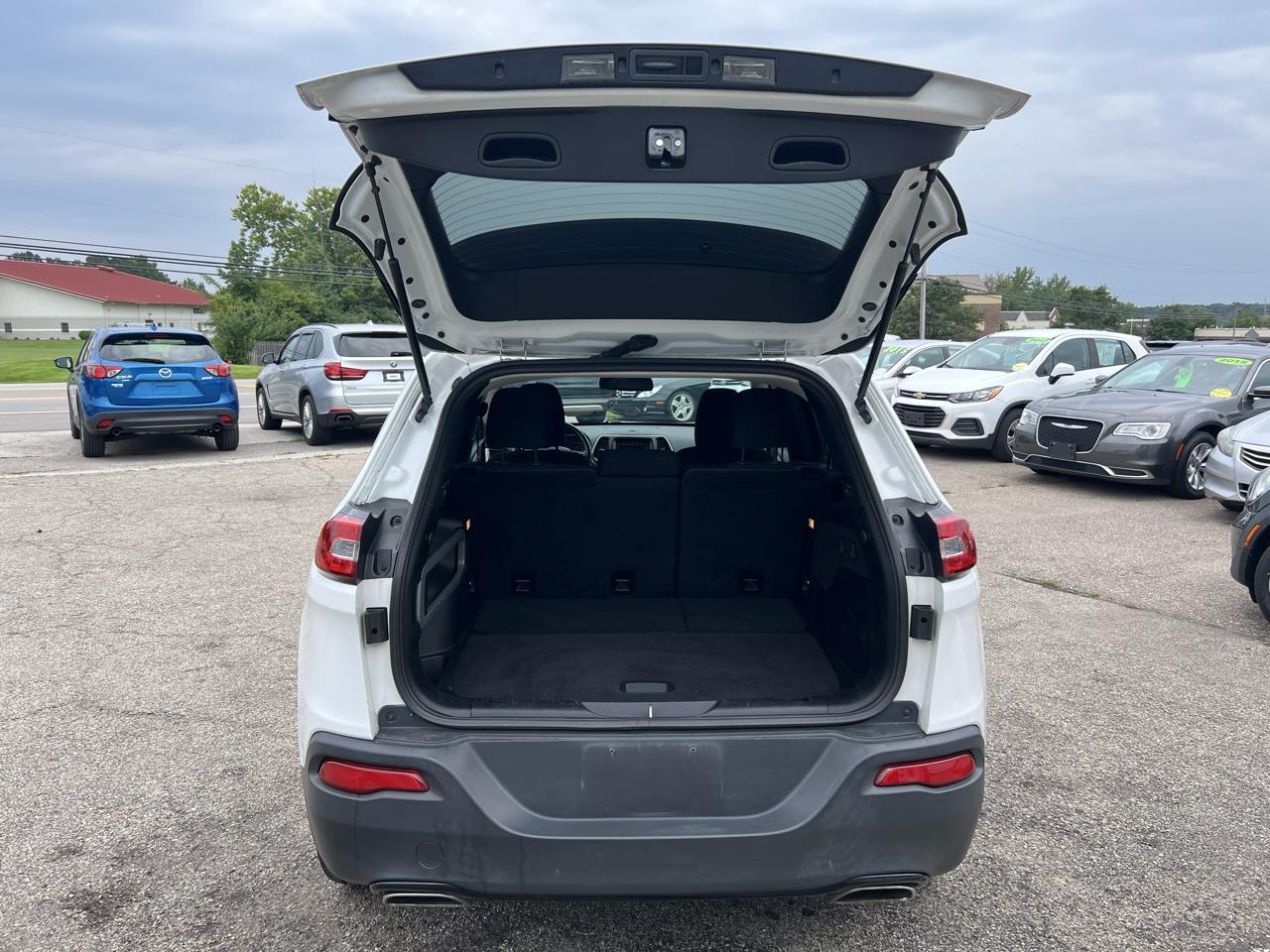 Jeep Cherokee Latitude FWD 2016