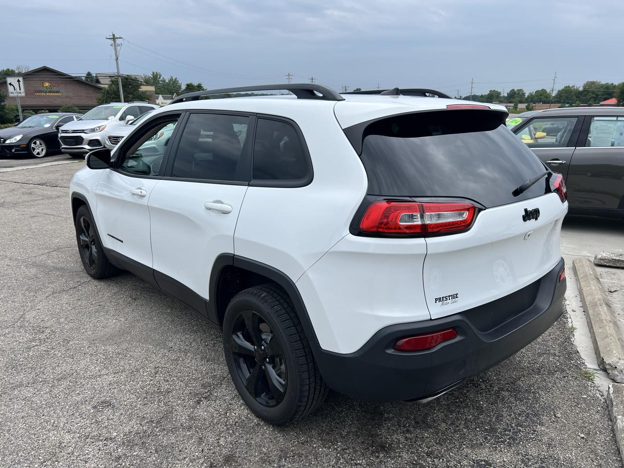 Jeep Cherokee Latitude FWD 2016