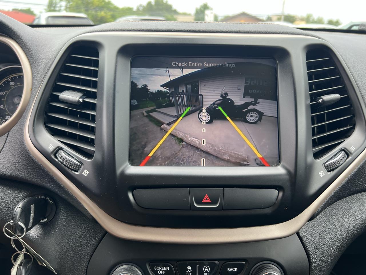 Jeep Cherokee Latitude FWD 2016