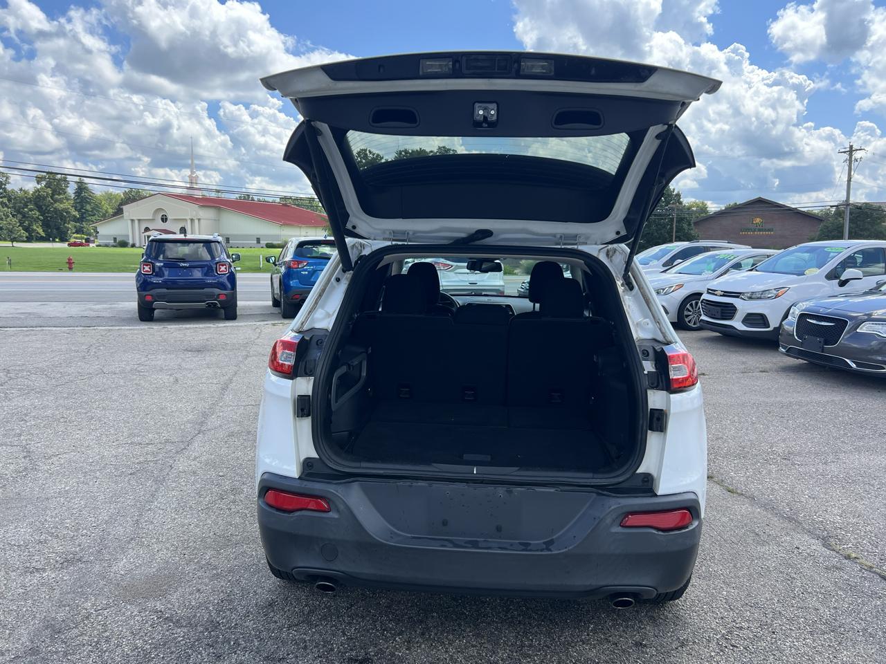 Jeep Cherokee Latitude 4WD 2014