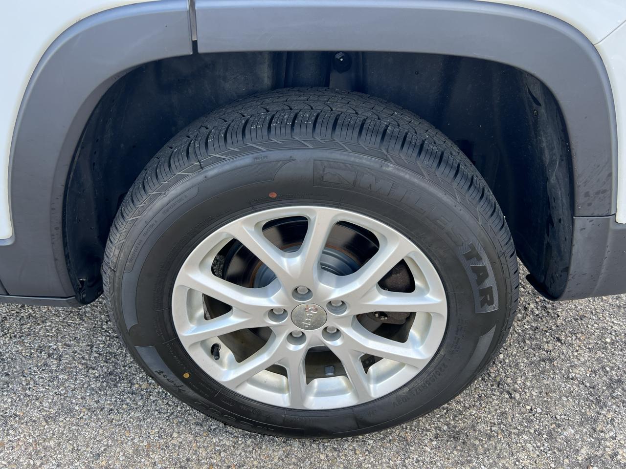 Jeep Cherokee Latitude 4WD 2014