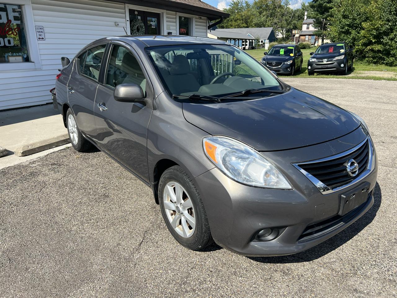 Nissan Versa 1.6 S Sedan 2012