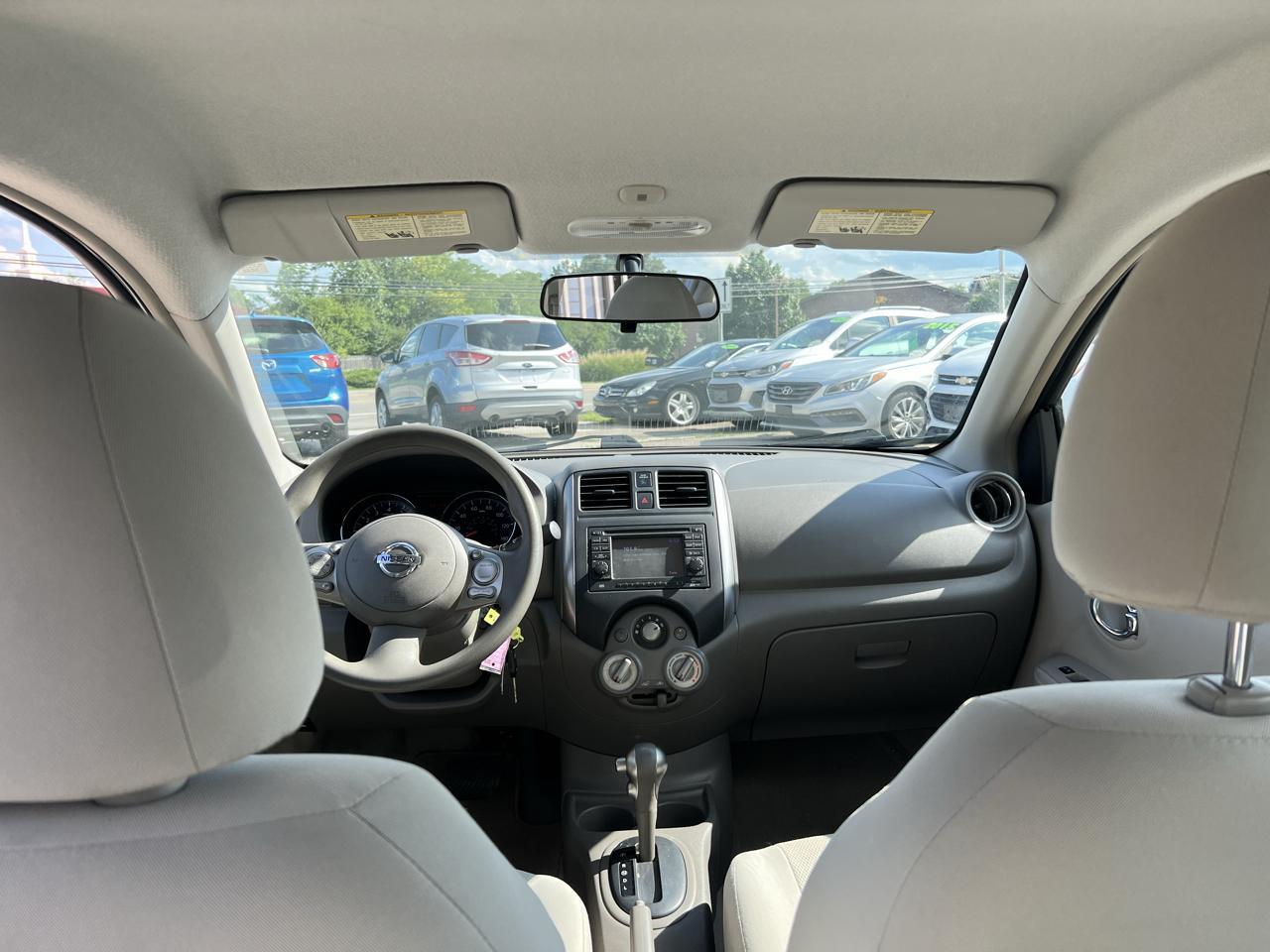 Nissan Versa 1.6 S Sedan 2012