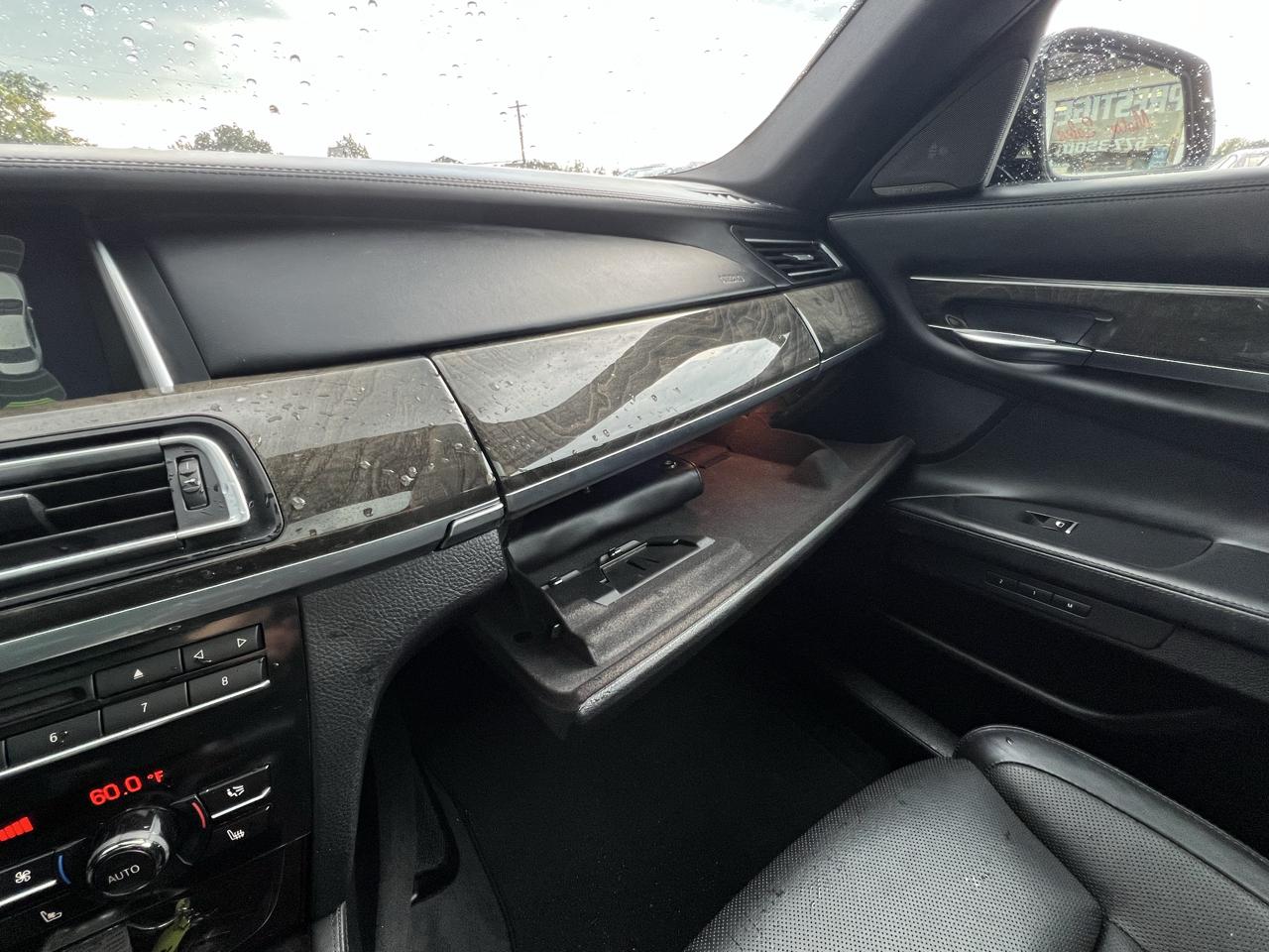 BMW 7-Series 750Li xDrive 2014