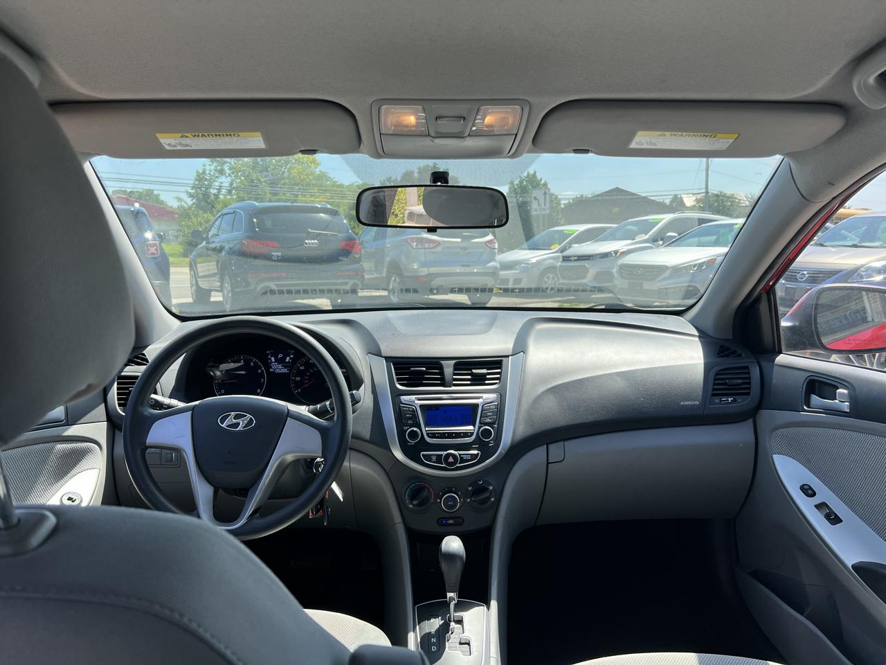 Hyundai Accent GLS 4-Door 2014