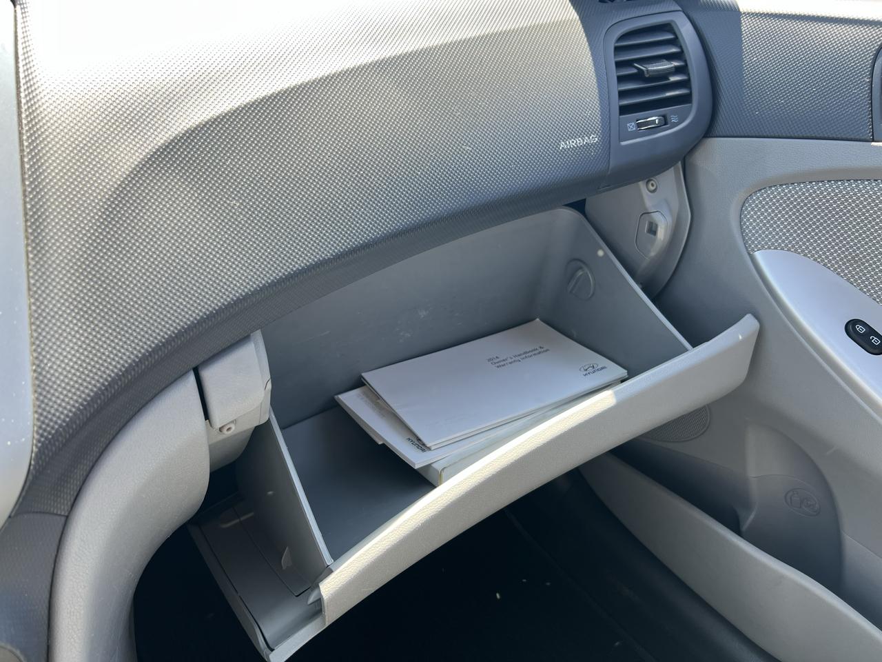 Hyundai Accent GLS 4-Door 2014