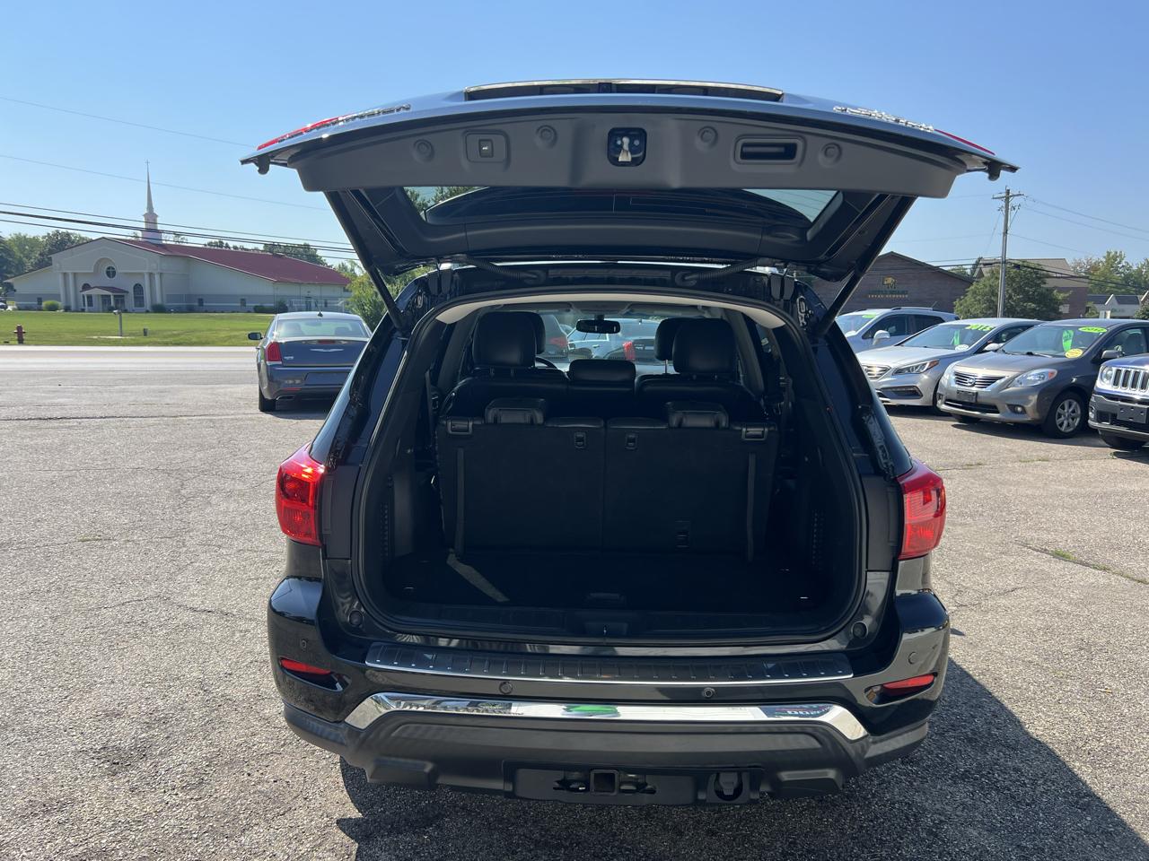 Nissan Pathfinder Platinum 4WD 2017