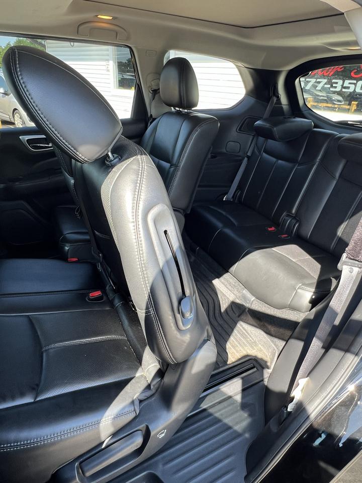 Nissan Pathfinder Platinum 4WD 2017