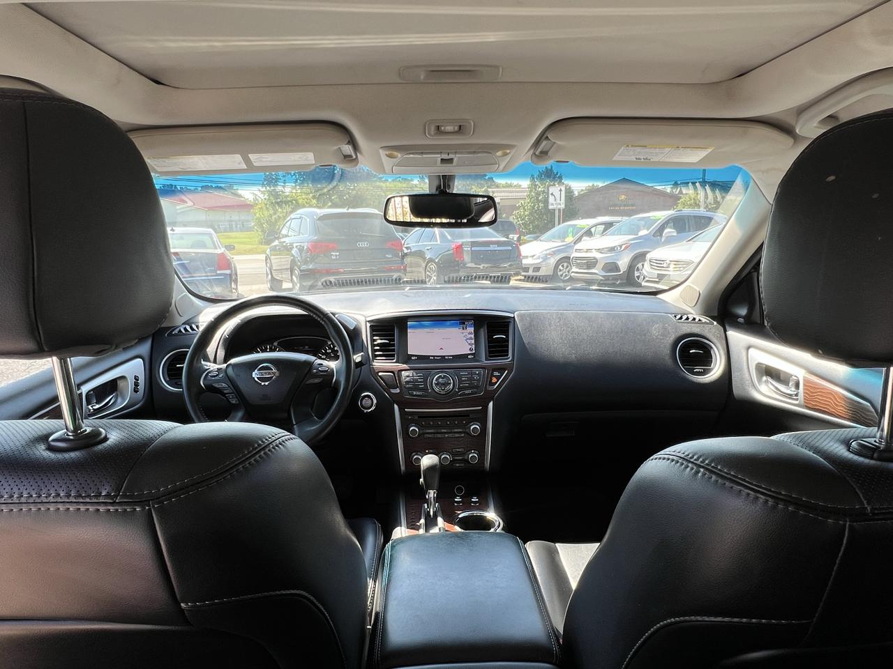 Nissan Pathfinder Platinum 4WD 2017