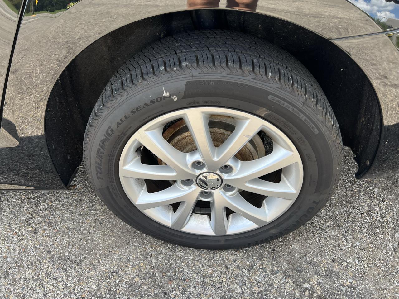 Volkswagen Jetta SE PZEV 2011