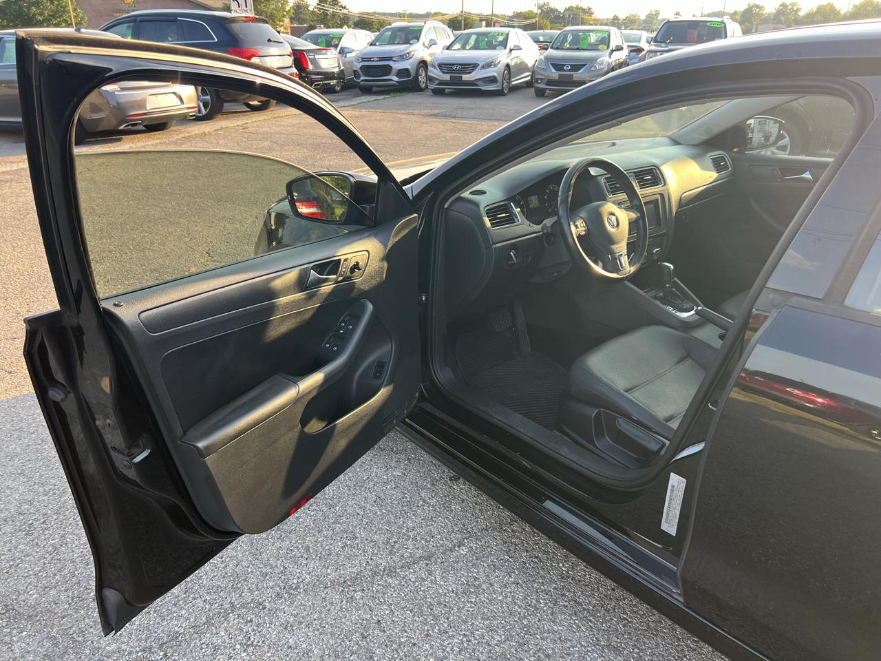 Volkswagen Jetta SE PZEV 2011