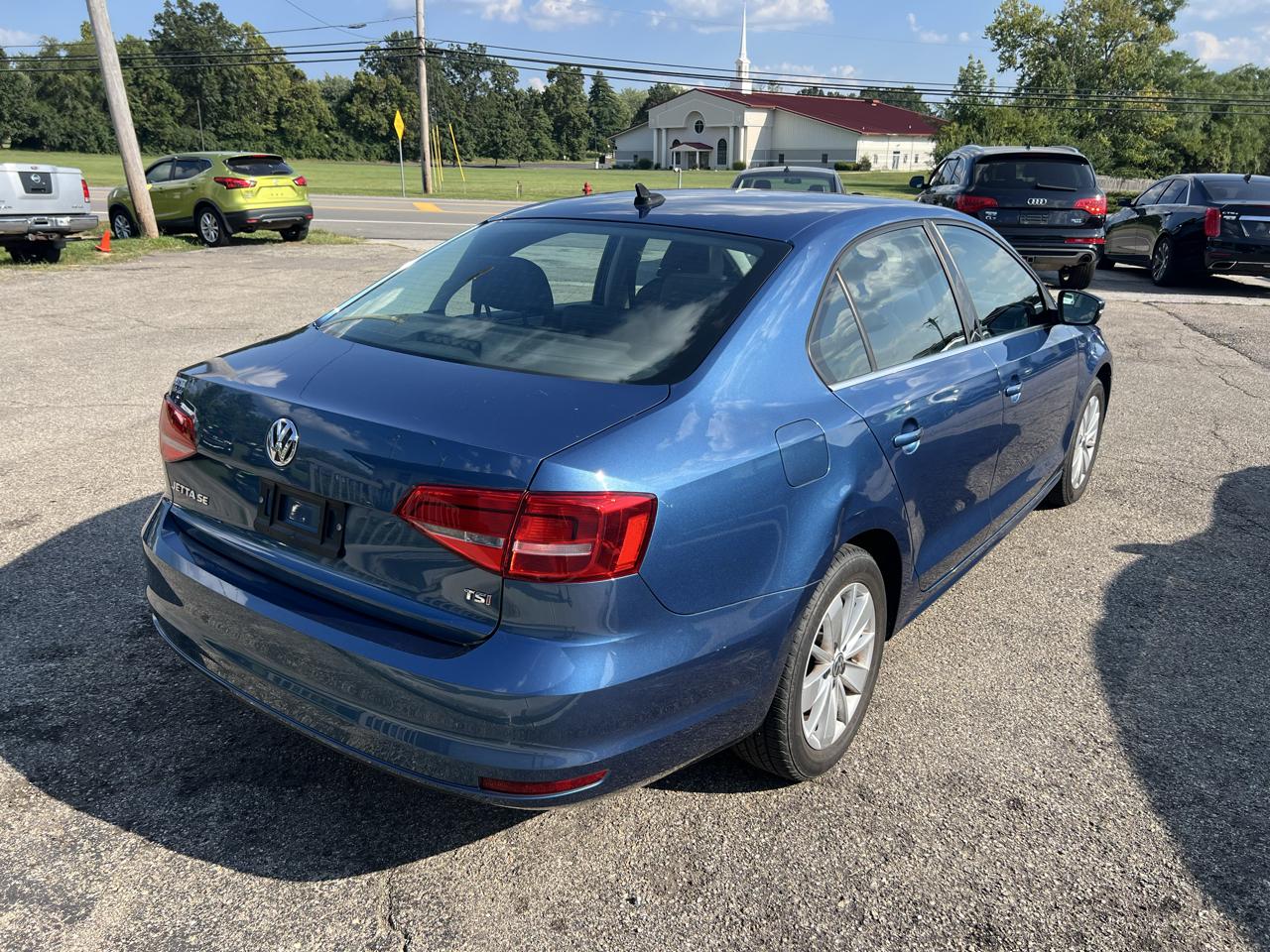 Volkswagen Jetta SE 6A 2015