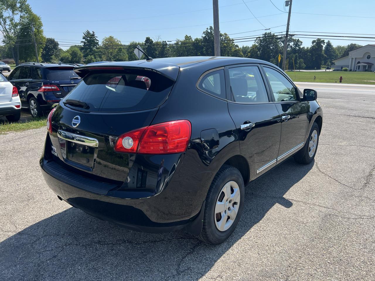 Nissan Rogue S FWD Krom Edition 2012